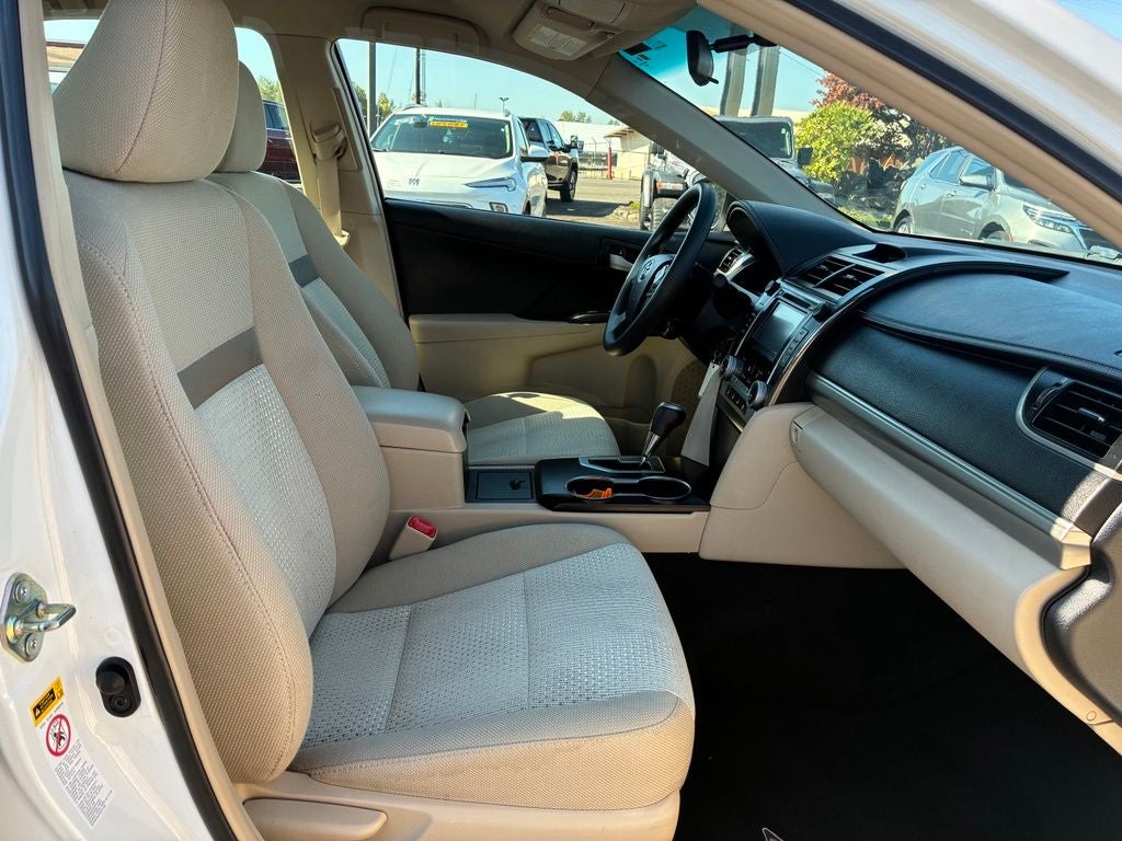 2014 Toyota Camry LE
