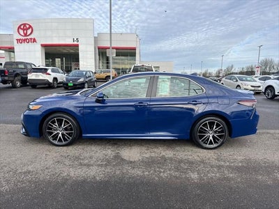 2024 Toyota Camry SE