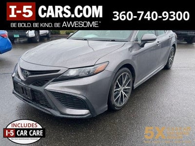 2022 Toyota Camry SE