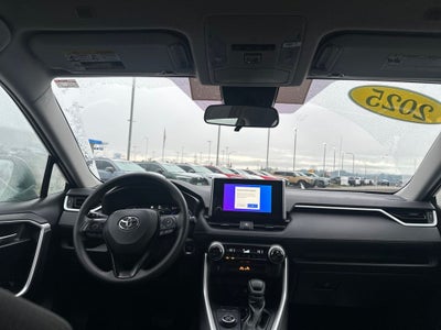 2025 Toyota RAV4 Hybrid XLE