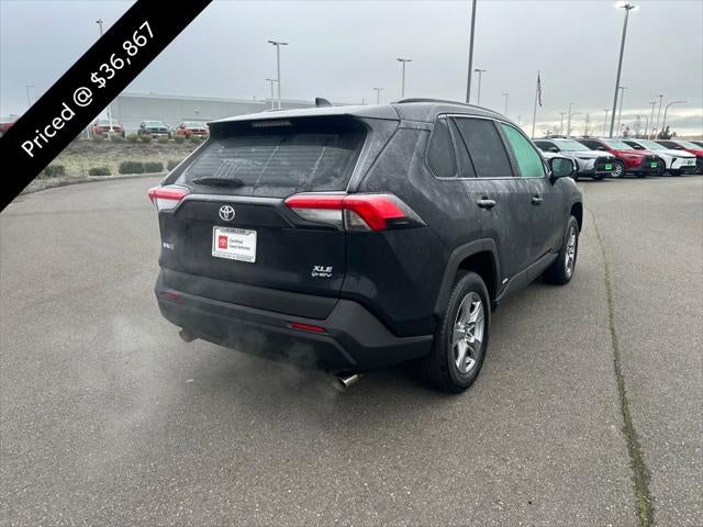 2025 Toyota RAV4 Hybrid XLE