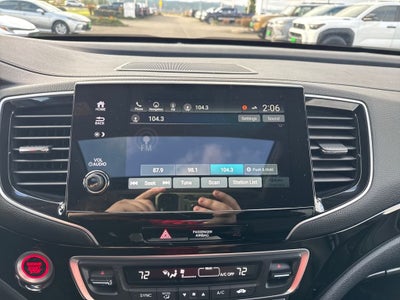 2021 Honda Pilot Touring 8 Passenger