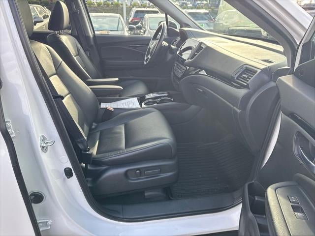 2021 Honda Pilot Touring 8 Passenger