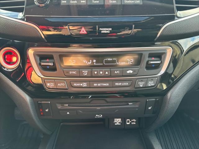 2021 Honda Pilot Touring 8 Passenger