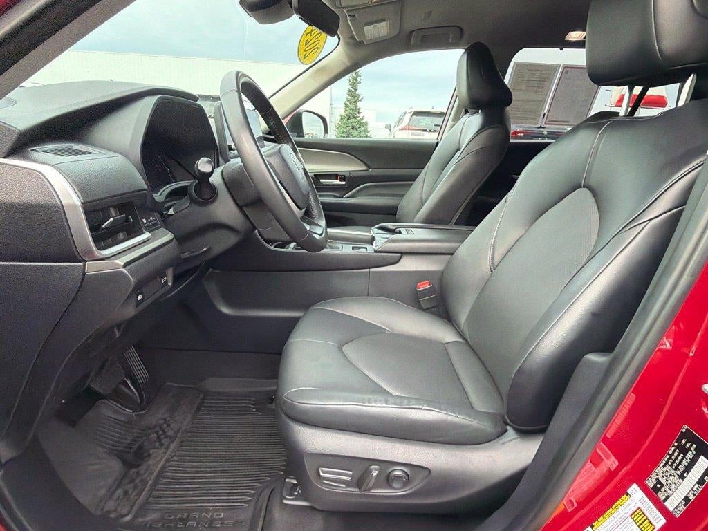 2024 Toyota Grand Highlander Hybrid XLE