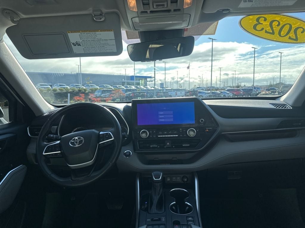 2023 Toyota Highlander XLE