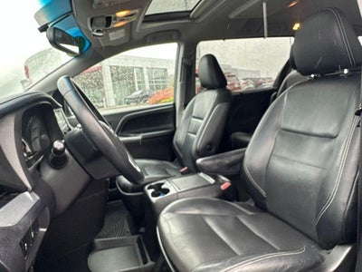 2015 Toyota Sienna SE Premium 8 Passenger