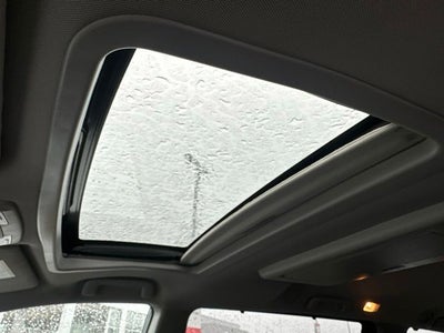 2015 Toyota Sienna SE Premium 8 Passenger