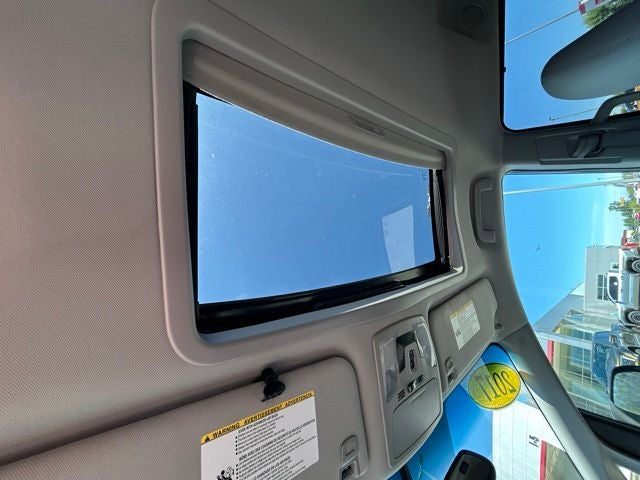 2017 Toyota Sienna XLE 8 Passenger