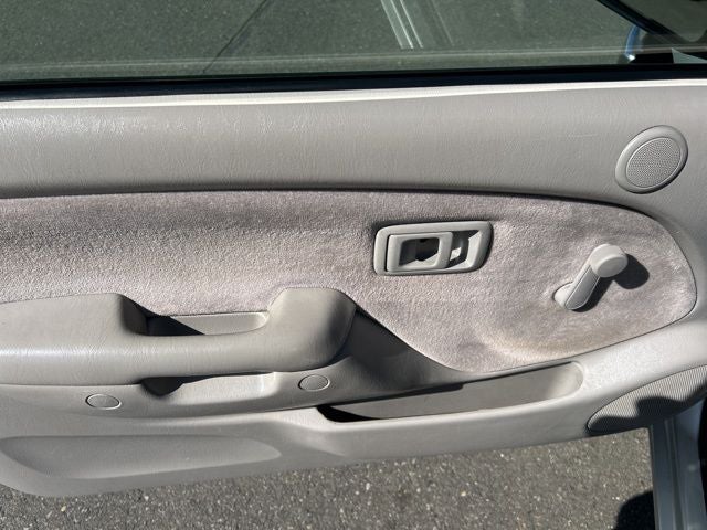 2004 Toyota Tacoma Base