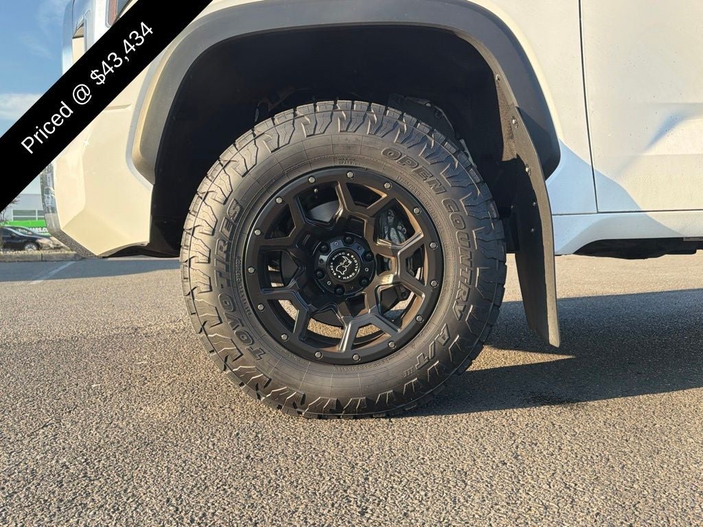 2024 Toyota Tundra SR5