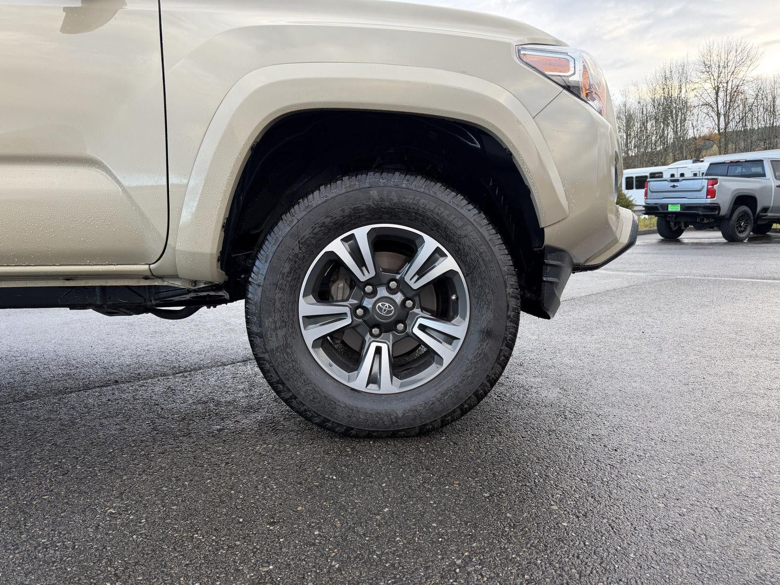 2017 Toyota Tacoma SR5 V6