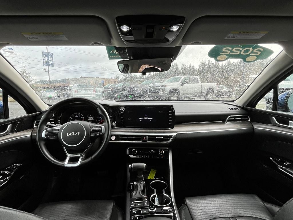 2022 Kia K5 EX