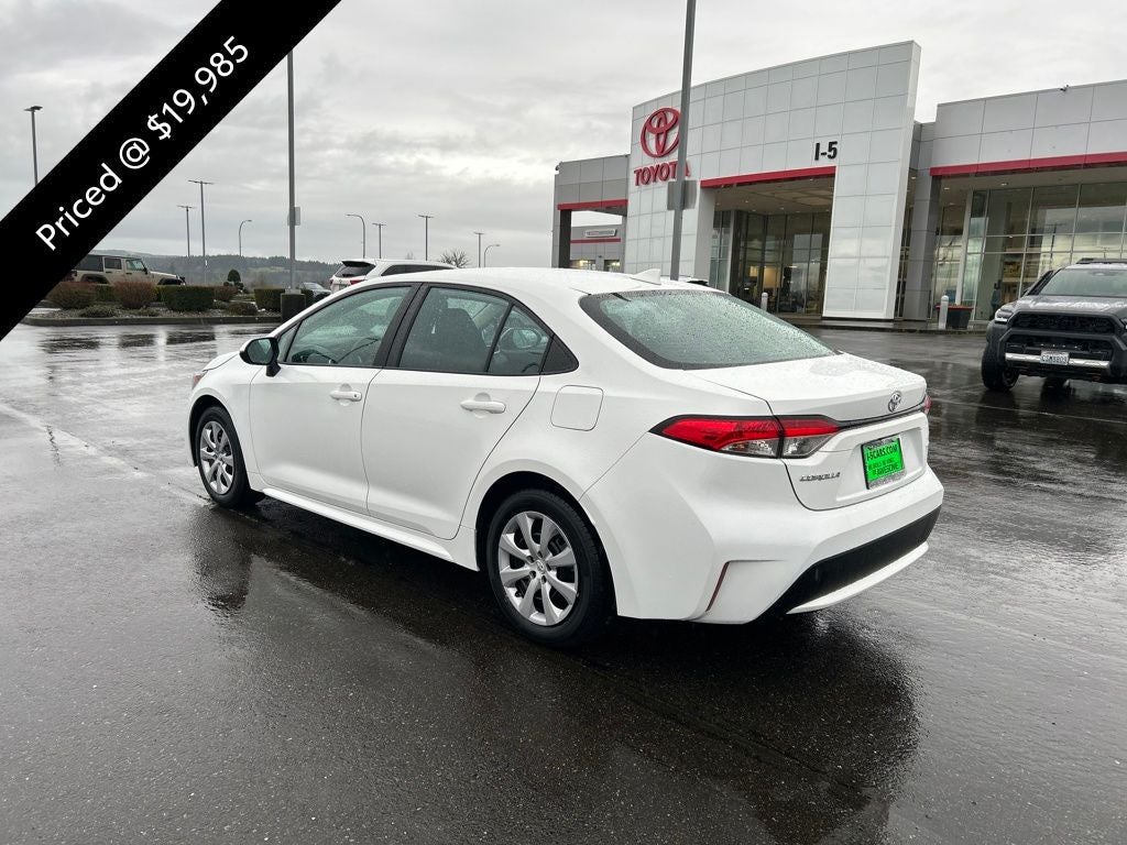 2022 Toyota Corolla LE