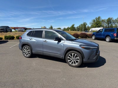 2025 Toyota Corolla Cross XLE