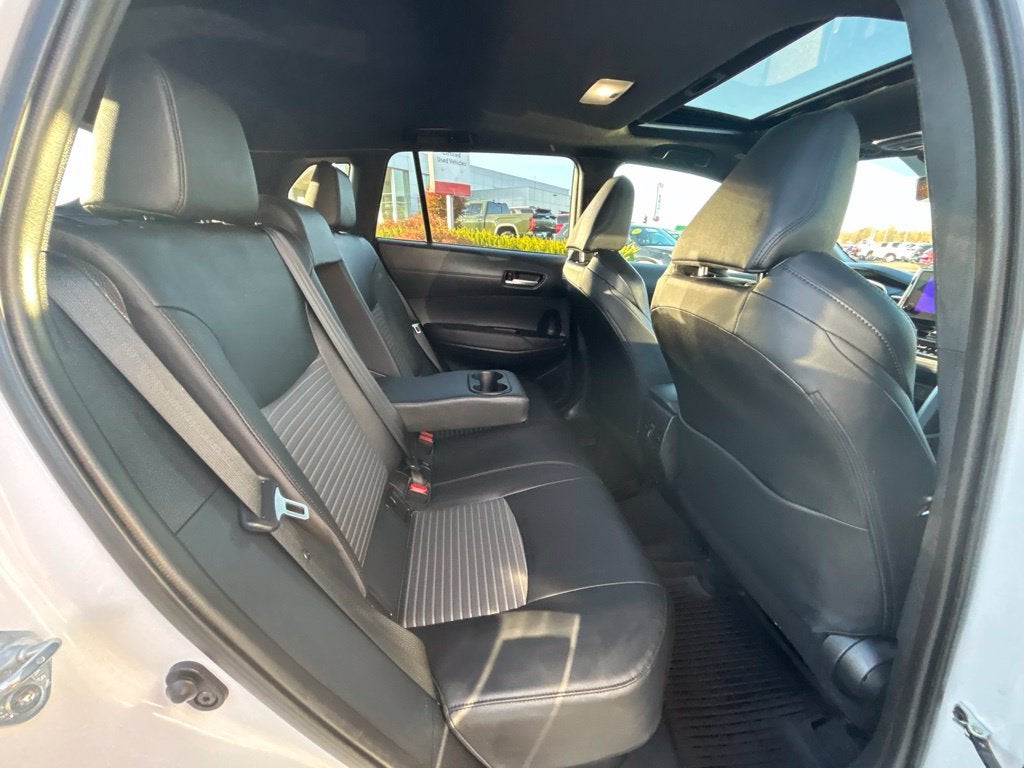 2024 Toyota Corolla Cross Hybrid XSE