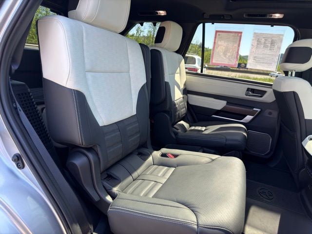 2024 Toyota Sequoia Capstone