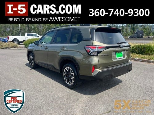 2025 Subaru Forester Premium
