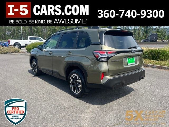 2025 Subaru Forester Premium