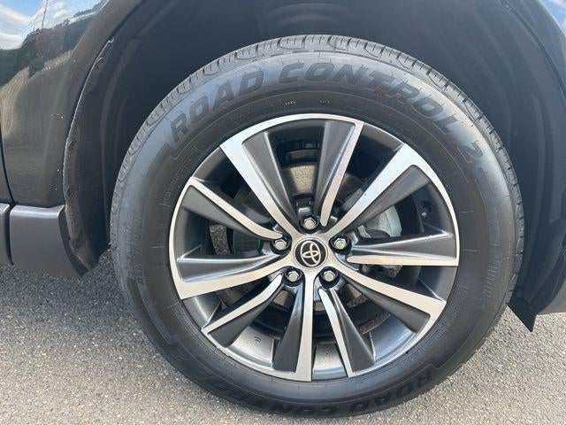 2021 Toyota Venza LE