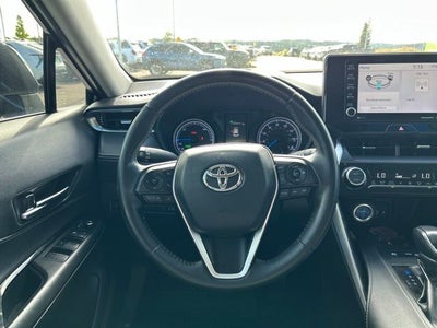 2022 Toyota Venza LE