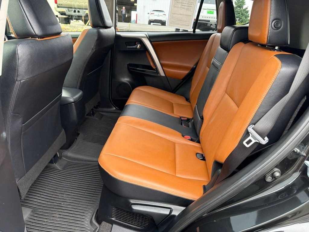 2016 Toyota RAV4 Hybrid Limited