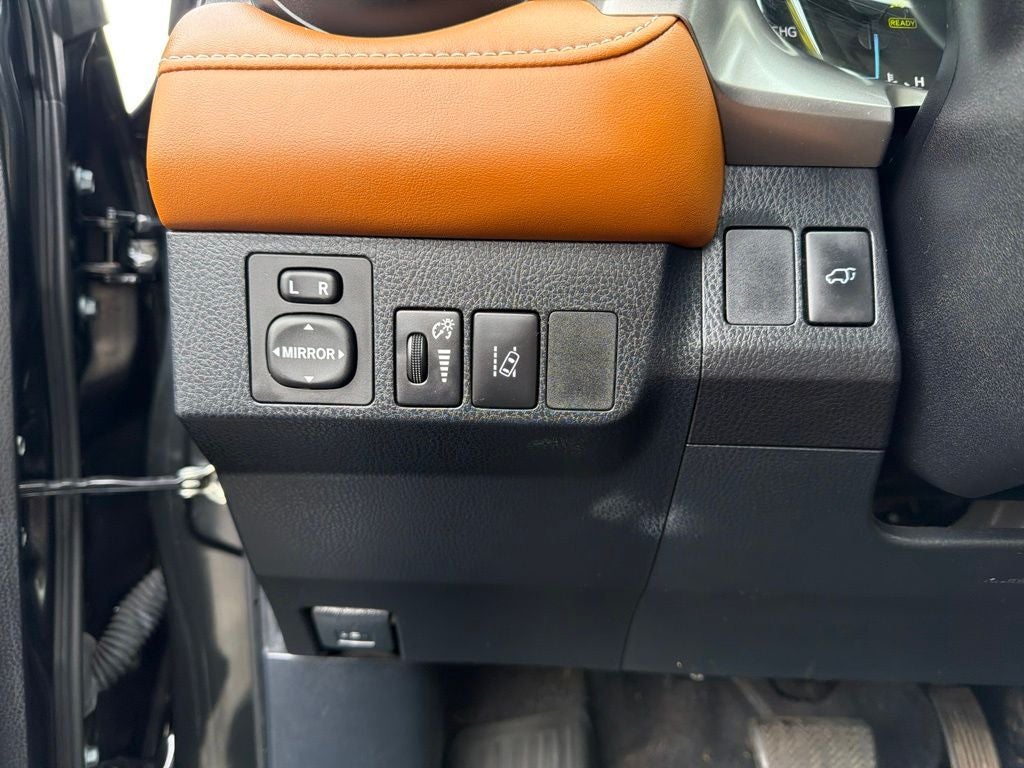 2016 Toyota RAV4 Hybrid Limited
