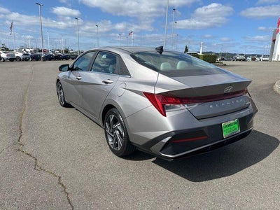 2024 Hyundai Elantra Limited