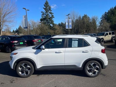 2025 Hyundai Venue SEL