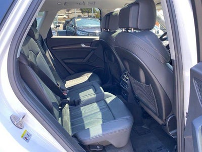 2024 Audi Q5 45 S line Premium quattro