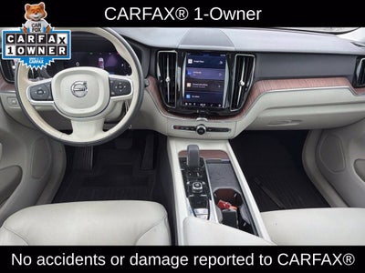 2022 Volvo XC60 B5 Momentum