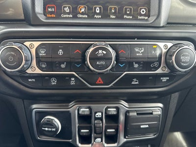 2023 Jeep Wrangler 4-Door Sahara 4x4