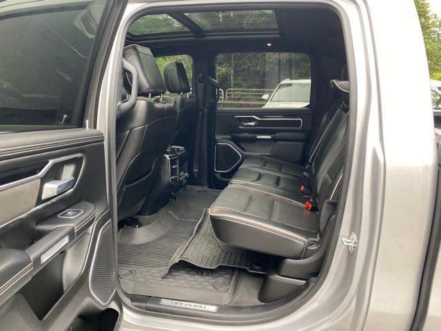 2022 RAM 1500 Laramie Crew Cab 4x4 5'7' Box
