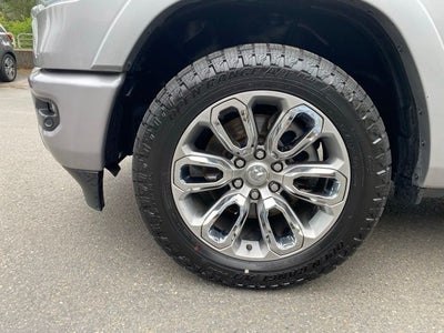 2022 RAM 1500 Laramie Crew Cab 4x4 5'7' Box