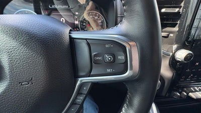 2023 RAM 1500 Laramie Crew Cab 4x4 5'7' Box