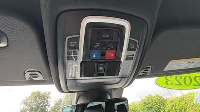 2023 RAM 1500 Laramie Crew Cab 4x4 5'7' Box
