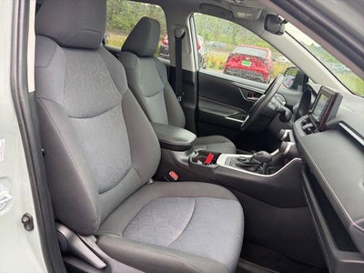 2020 Toyota RAV4 Hybrid XLE