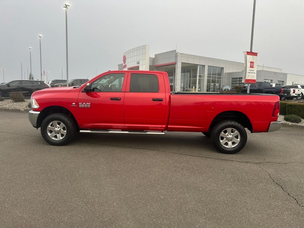2018 RAM 3500 Tradesman Crew Cab 4x4 8' Box