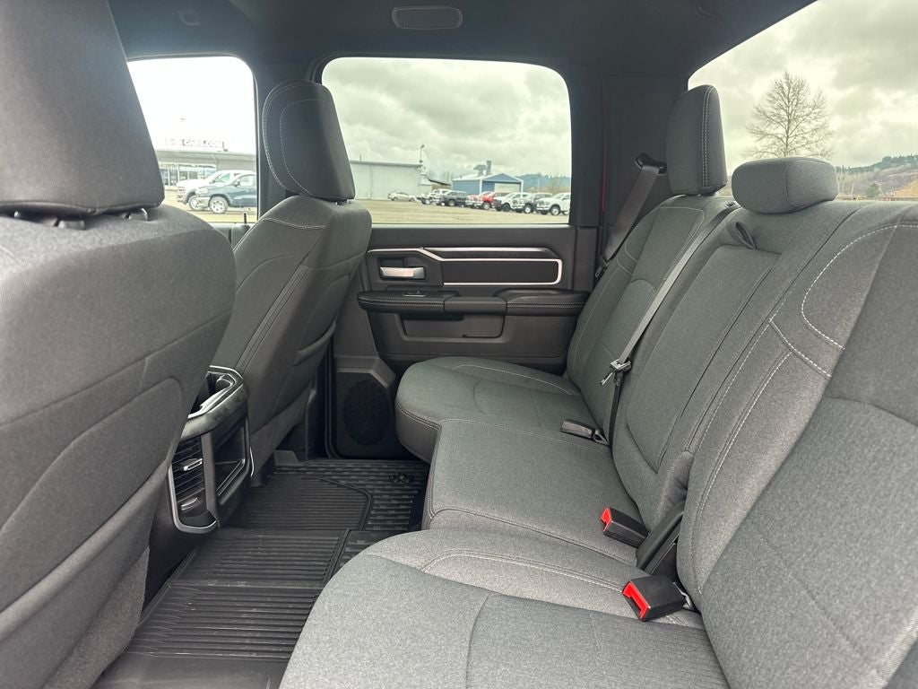 2024 RAM 3500 Big Horn Crew Cab 4x4 8' Box