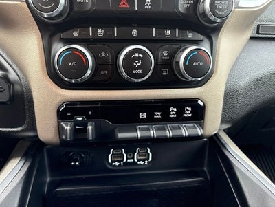 2020 RAM 2500 Laramie Crew Cab 4x4 6'4' Box