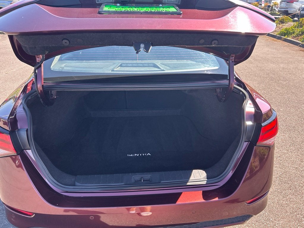 2024 Nissan Sentra SV Xtronic CVT