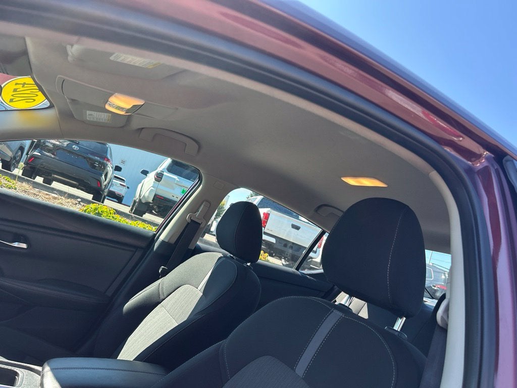 2024 Nissan Sentra SV Xtronic CVT