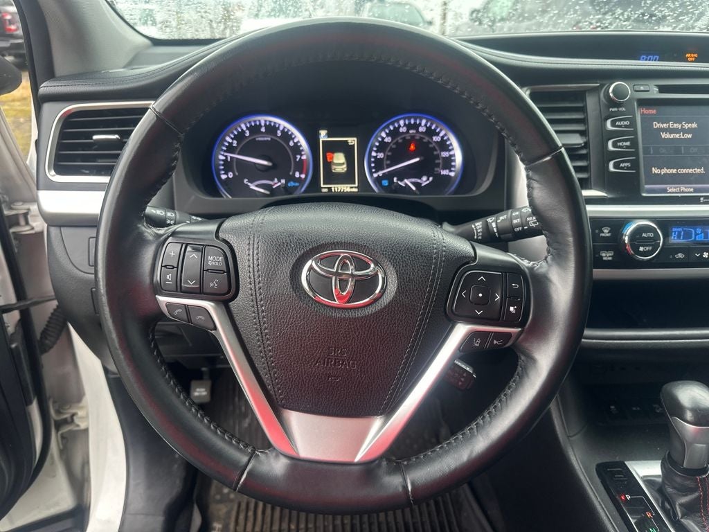 2019 Toyota Highlander SE