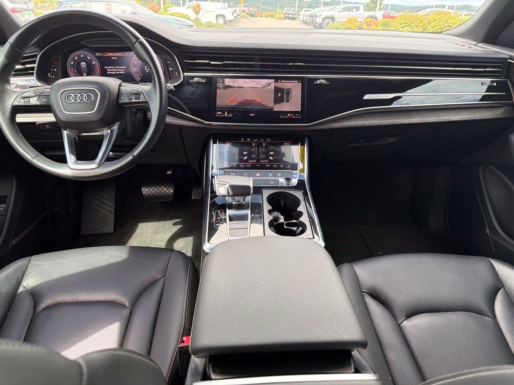 2020 Audi Q8 Premium Plus 55 TFSI quattro Tiptronic
