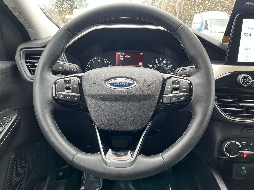 2022 Ford Escape SE