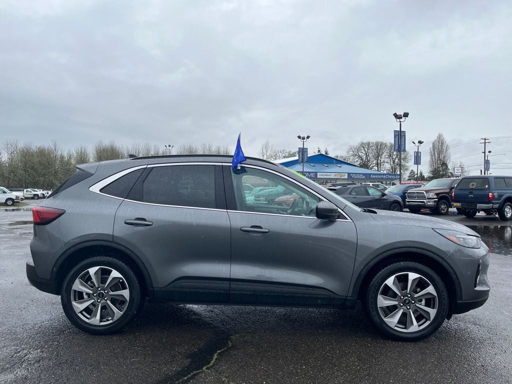 2023 Ford Escape Platinum