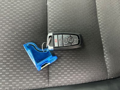 2025 Ford Escape Hybrid ST-Line Select