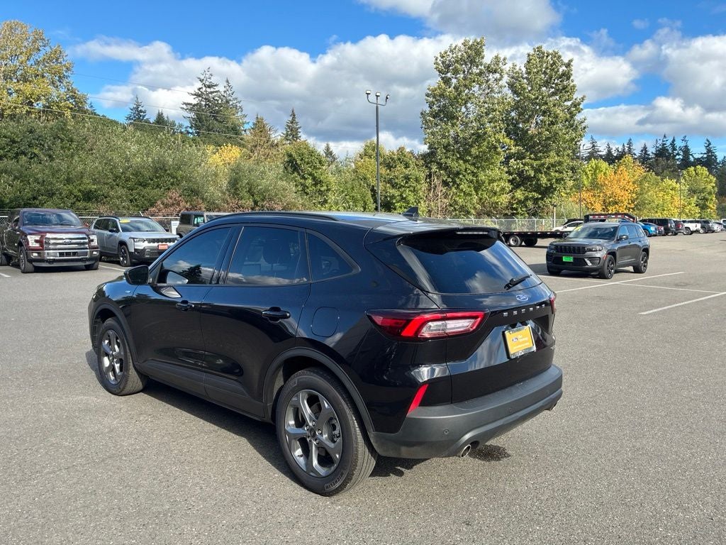 2025 Ford Escape Hybrid ST-Line Select
