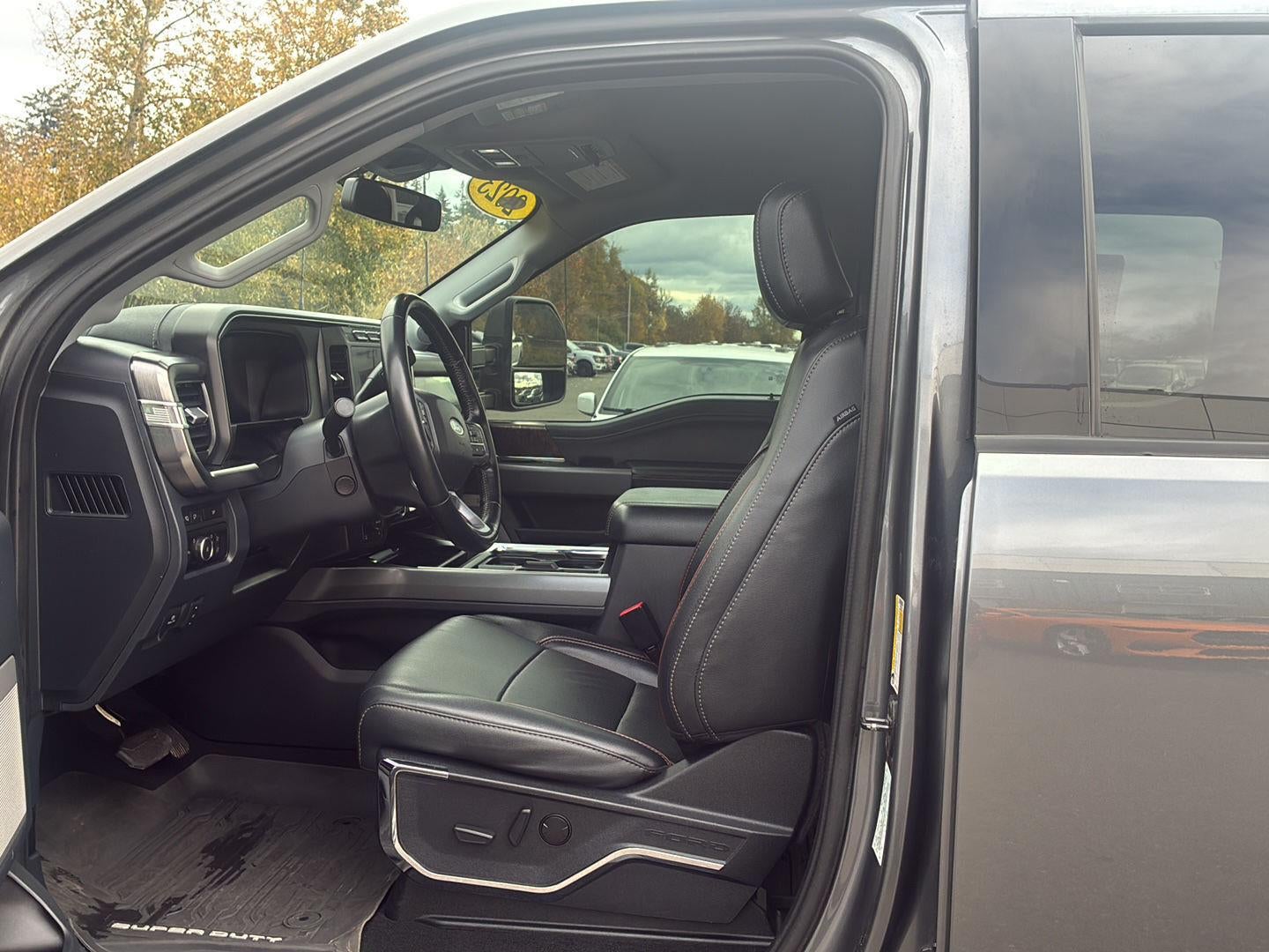 2023 Ford Super Duty F-250 Lariat