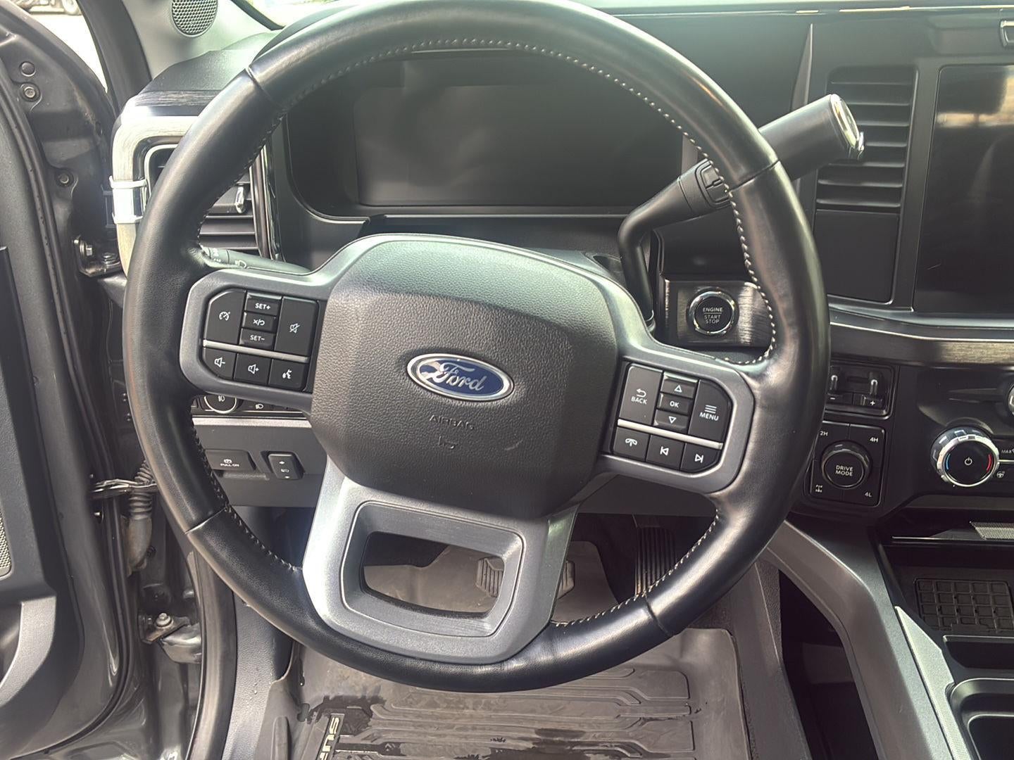 2023 Ford Super Duty F-250 Lariat